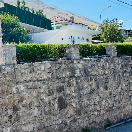 Iart * Široka