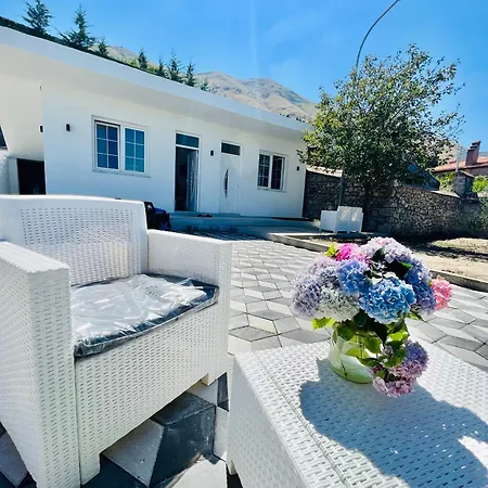 Iart Гостевой дом 3*