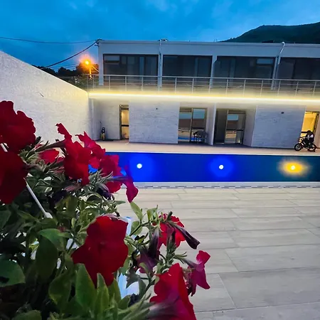 Iart Guest house *