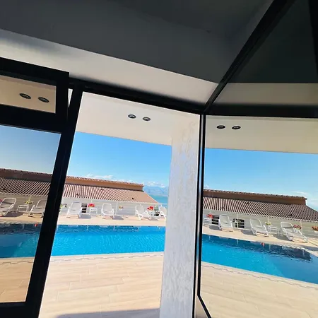 ゲストハウス Iart Široka