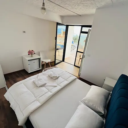 Iart Гостевой дом Shiroka