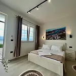 Iart 招待所 4*